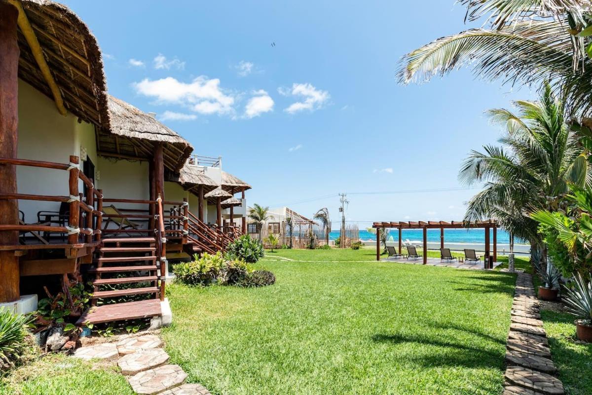 Villa With Ocean View, Pool, Restaurant And Rooftop Isla Mujeres Eksteriør bilde